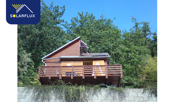 Fotovoltaická elektrárna pro chatu 0,54 kWp pro ohřev vody
