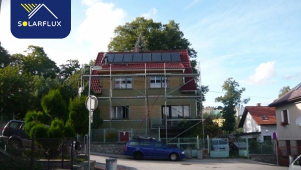 Solární systém pro ohřev vody a přitápění – realizace ve Vimperku